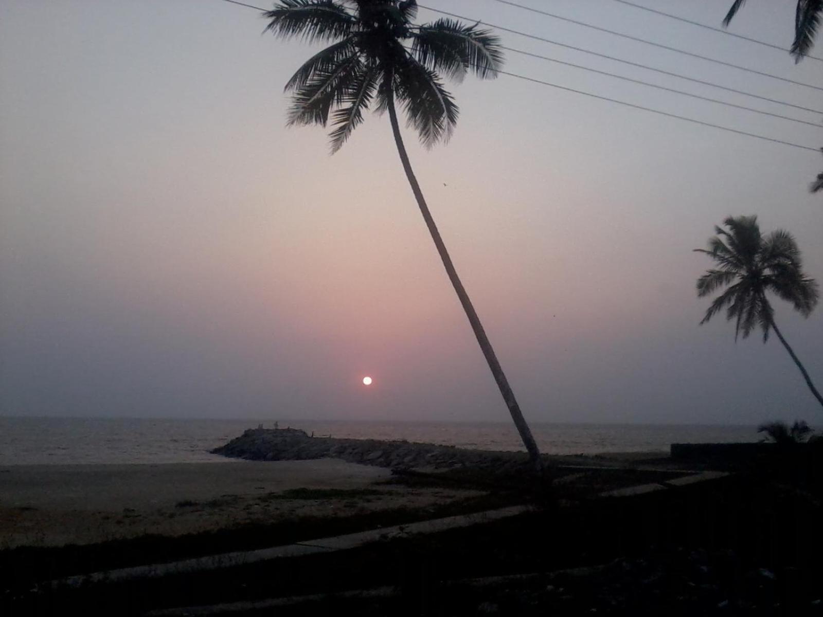Kappad Beach Resort Chemancheri Buitenkant foto