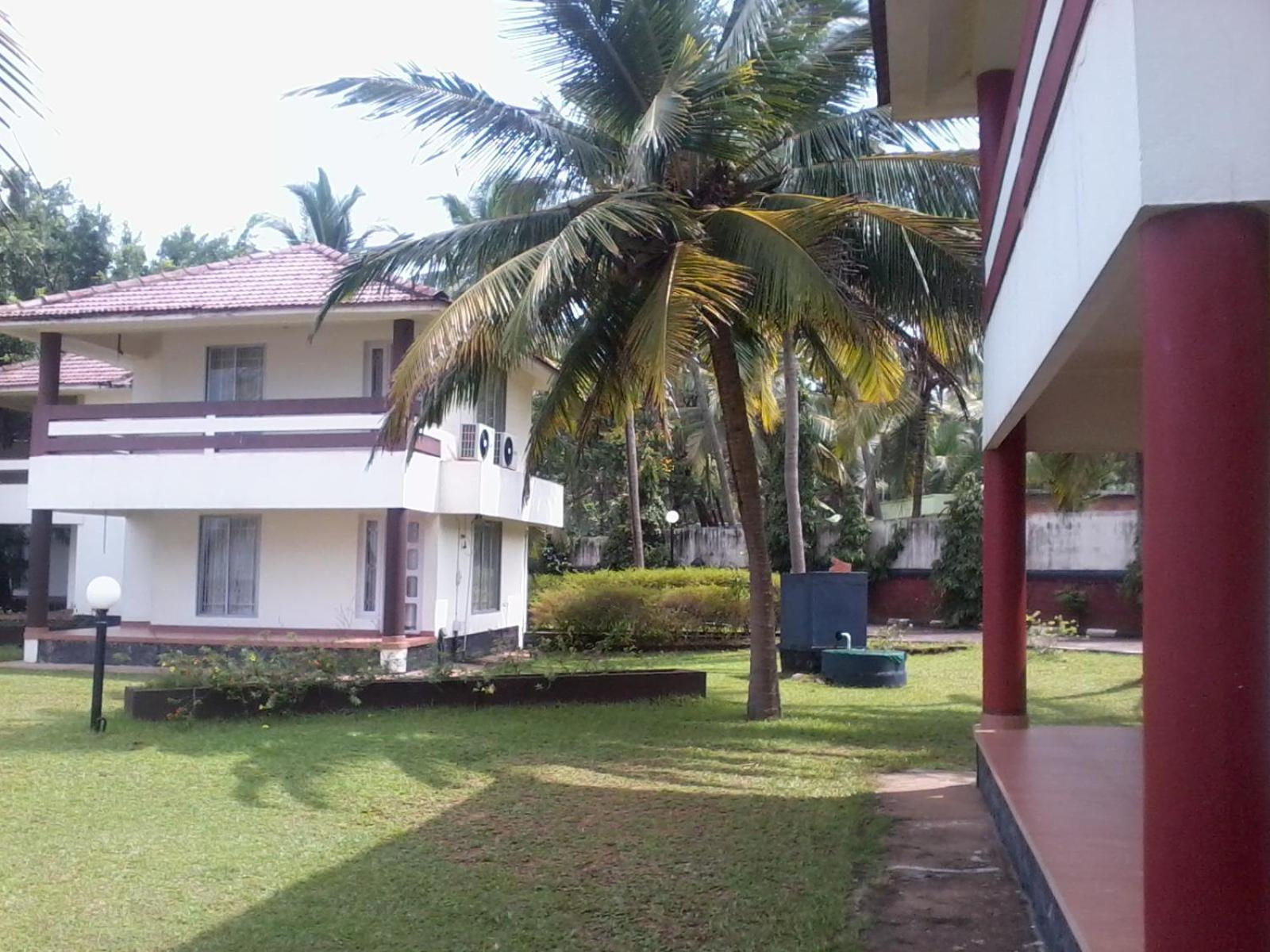 Kappad Beach Resort Chemancheri Buitenkant foto