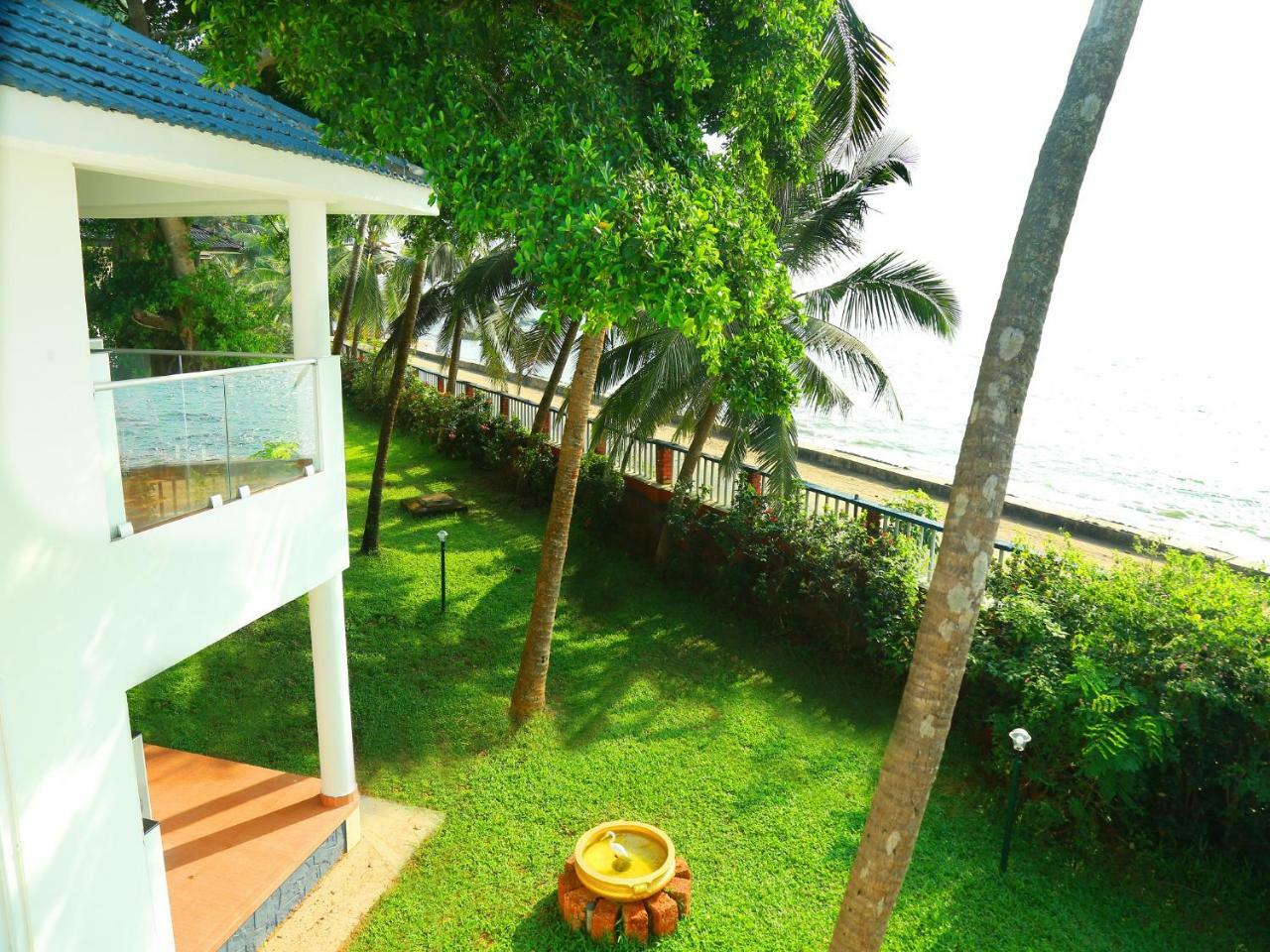 Kappad Beach Resort Chemancheri Buitenkant foto