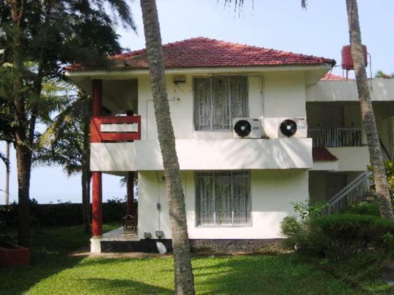 Kappad Beach Resort Chemancheri Buitenkant foto