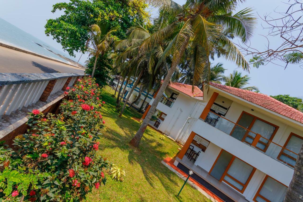 Kappad Beach Resort Chemancheri Buitenkant foto