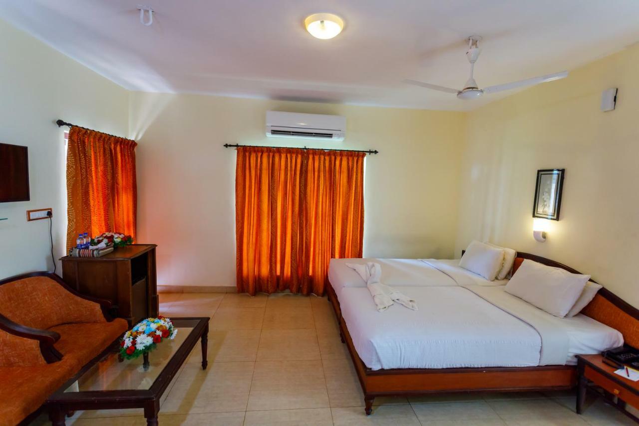 Kappad Beach Resort Chemancheri Buitenkant foto